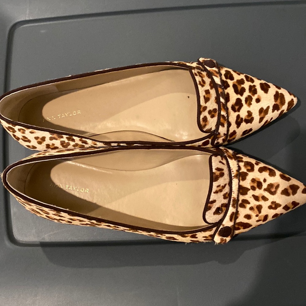 Ann Taylor Cheetah print flat shoes